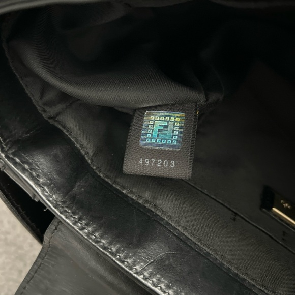 FENDI Y2K Grande Tuc Nero Black Leather Gold Lock Bag - Picture 10 of 12